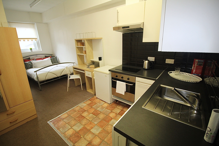 Flat 5, 32 Kelso Road, LS2 9PR, Leeds - Photo 4