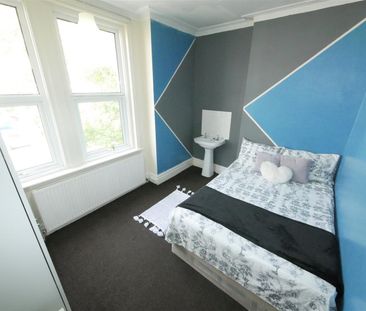 Overdale, Bournemouth, BH1 - Photo 5