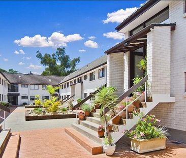 Looking for space and a great location? - Photo 3