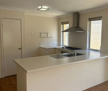 21/87 Clarke Street - Photo 5