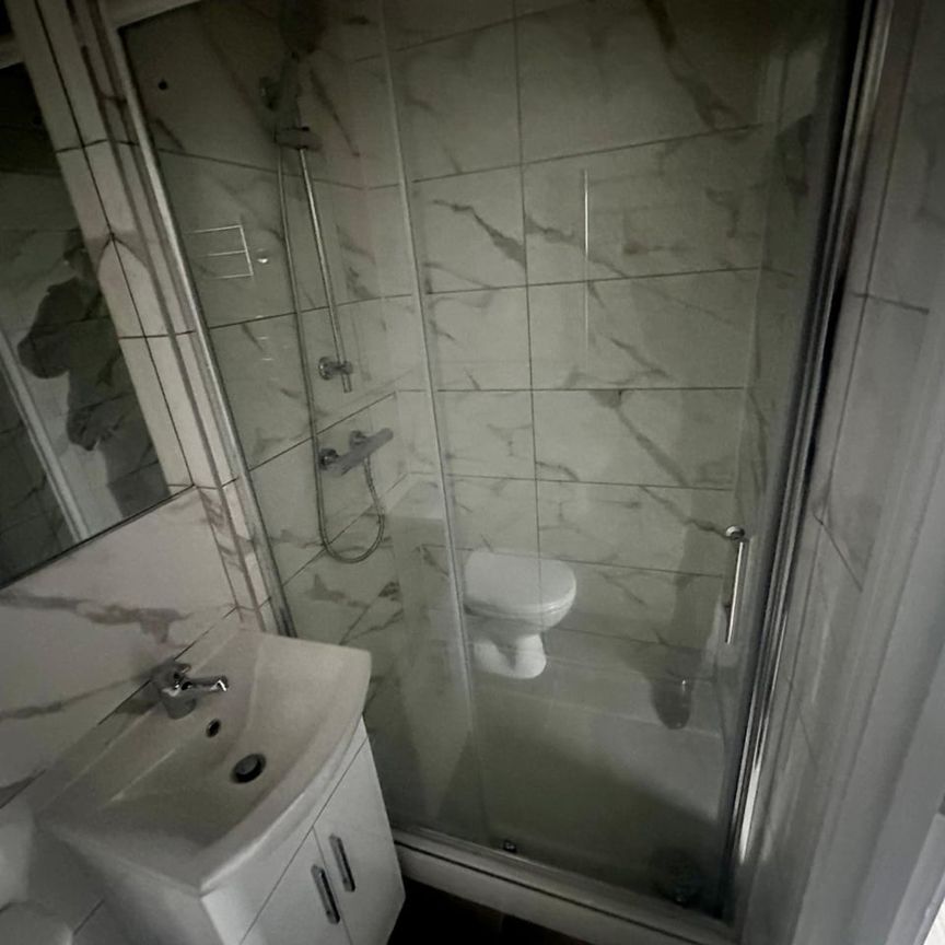 Bedsit, Maudslay Road, CV5 - Photo 1