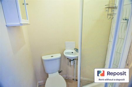 4 bedroom terraced house to rent - Photo 3