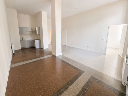 Location Appartement 2 pièces 62m² - Photo 2
