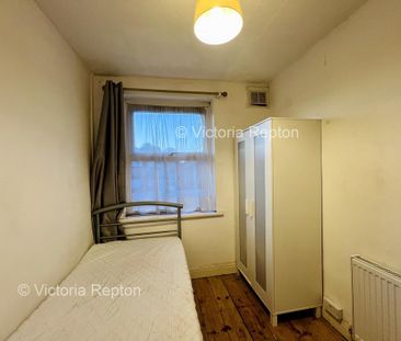 1 bedroom in a house share to rent - Photo 4