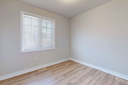 For Lease - 525 Country Glen Road Unit# Coach, Markham, Ontario - Photo 4