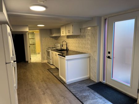 For Lease - 2 Callander Drive Unit# Basement Unit, Guelph, Ontario - Photo 2