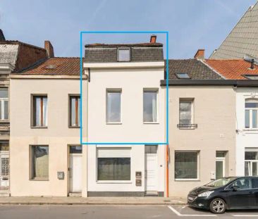 Roeselare- ruime bel-etage met 3 slaapkamers op toplocatie - Photo 6