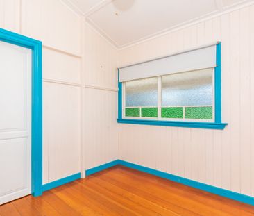 1 Louis Street, Redcliffe QLD 4020 - House For Rent - $650 | Domain - Photo 5