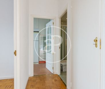 Penthouse for rent in calle Clara del Rey. - Photo 1