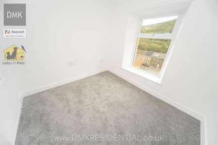 Woodfield Terrace, Mountain Ash, CF45 - Photo 5