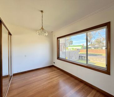 Charming Family Home in Quiet Herne Hill Pocket - Photo 3