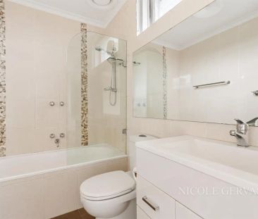 “Light filled haven in a prime position” - Photo 1