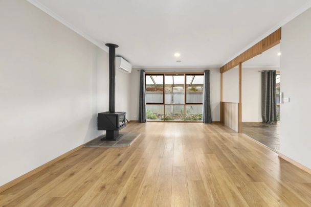 Bright, Comfortable, and Ideally Located - Photo 1