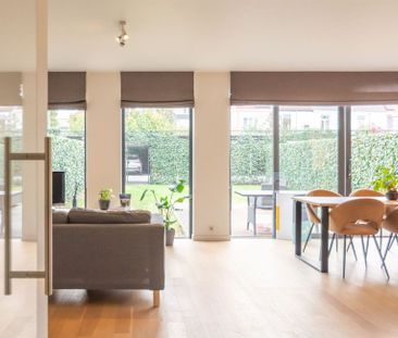 Appartement te huur in Sint-Amandsberg voor € 1.200 met 3 slaapkamers - Photo 2
