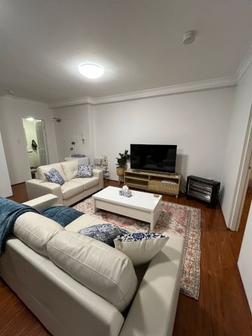 Blacktown - Photo 2