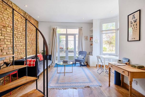 2 bedroom end of terrace house to rent - Photo 1