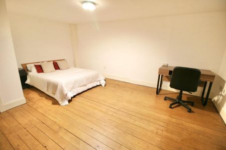 4 bedroom flat to rent - Photo 5