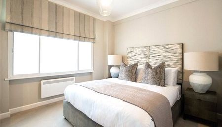 3 bedroom flat with 1 reception and 2 bathrooms in London, W1J - Photo 3