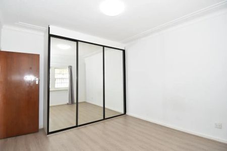 “Space, comfort, and location” - Photo 2