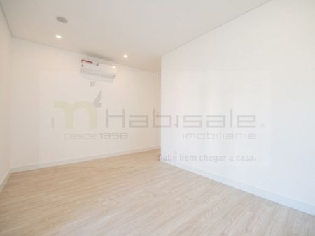 3 room luxury Flat for rent in Colinas do Cruzeiro, Odivelas, Lisbon - Photo 5