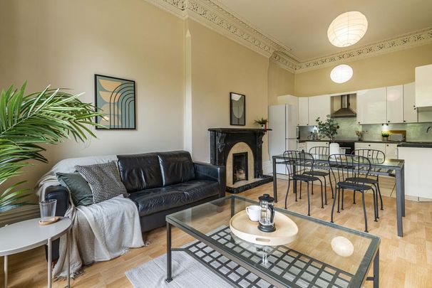 3 bedroom flat to rent - Photo 1