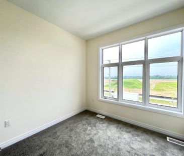 For Lease - 11421 Leslie Street, Richmond Hill, Ontario - Photo 4