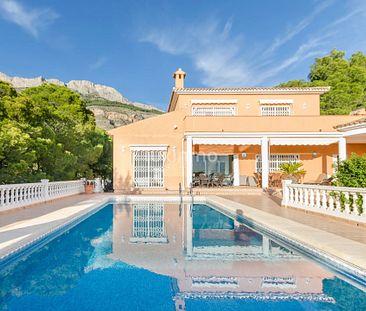 Villa with beautiful views for rent in Sierra de Altea - Photo 3