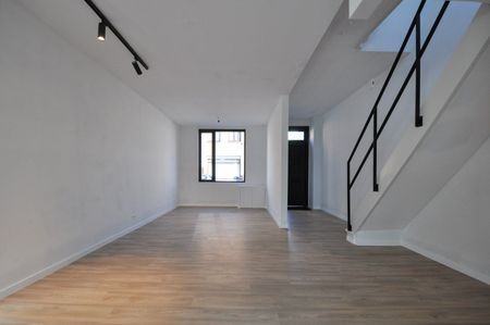 Gerenoveerde woning met 3 slaapkamers te Kristus-Koning - Photo 2