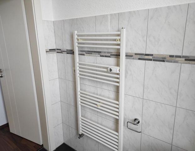 Mietwohnung 2-Raum 47m² Mieterterrasse mit Grill in 08064 Zwickau - Foto 1