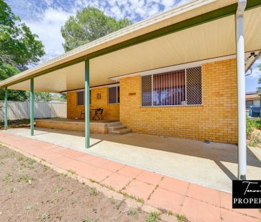 OXLEY VALE - 3 bedroom home - Photo 1