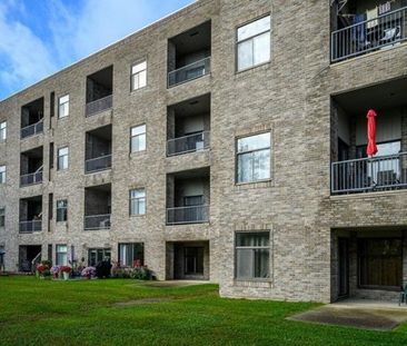 305 Rue Laviolette, app.109, J7Y 4H7, J7Y 4H7, Saint - Photo 1