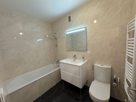 appartement 2 pièces avec balcon - Photo 4