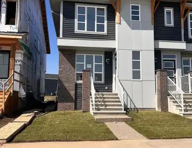 Brand New 3 Bedroom Duplex (semi-detached) | Sheriff King St SW, Calgary - Photo 1