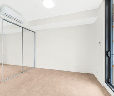Riverside & Parkside Living I Pool & Gym - Photo 1