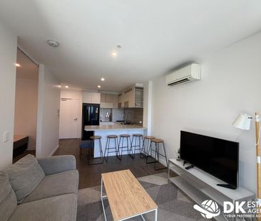 PRIME APARTMENT IN A PRIME LOCATION -FURNISHED - Photo 2