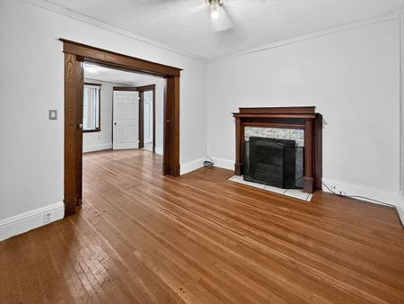 For Lease - 303 Merritt Street, St. Catharines, Ontario - Photo 2