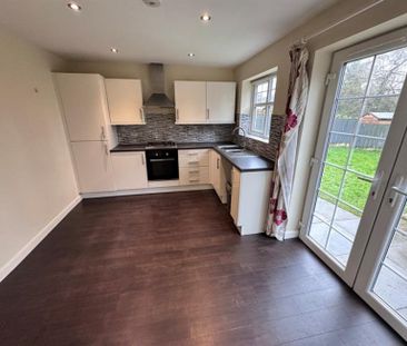 3 Bedroom Semi Detached To Let - Photo 1