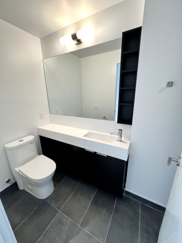 For Lease - 8 Wellesley Street Unit# PH02, Toronto, Ontario - Photo 2