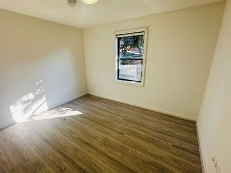 Discover an outstanding five-bedroom situated in the heart of Strathfield - Photo 5