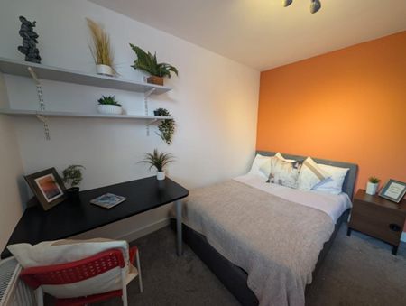 8 Bed Terraced House, Norwood Road, LS6 - Photo 4