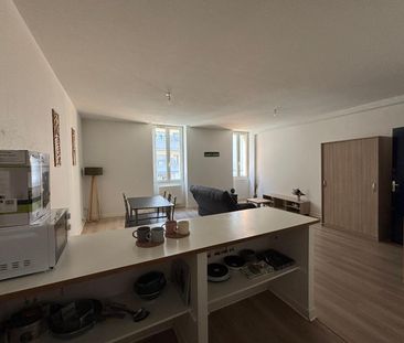 Location Appartement 1 pièce 36m² VALENCE 26000 - Photo 3