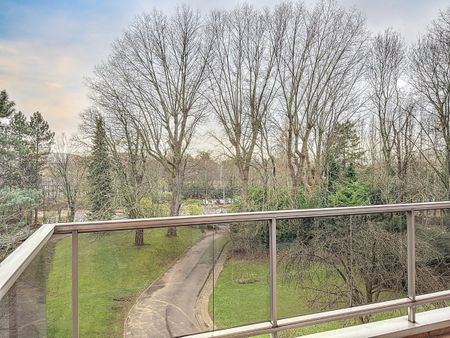 Ruim en licht appartement met 2kamers en uitzicht op groen - Photo 5