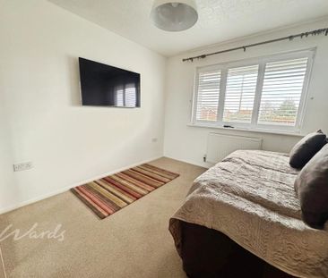 3 bedroom detached bungalow to rent - Photo 3