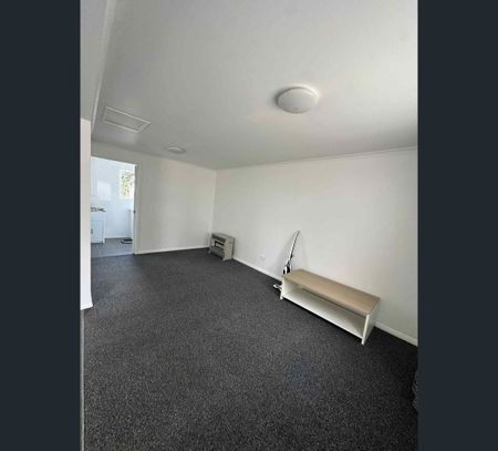 B/4 Walla Street, Cooma, NSW 2630 - Photo 2