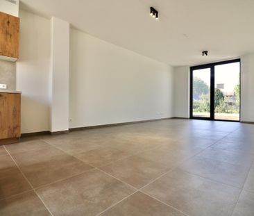 Nieuwbouwwoning met 4 slp, tuin en autostaanplaats in het Edward Po... - Photo 1