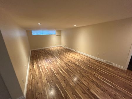 For Lease - 24 Stoddart Drive Unit# Lower, Aurora, Ontario - Photo 4