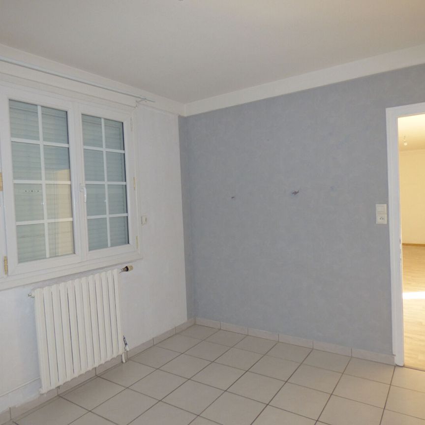 Location Maison 9 pièces 120m² - Photo 1