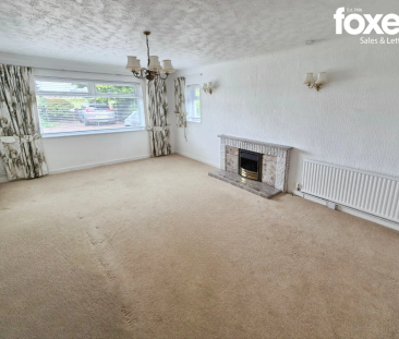 2 bed detached bungalow to rent in Christchurch Road, West Parley, ... - Photo 2