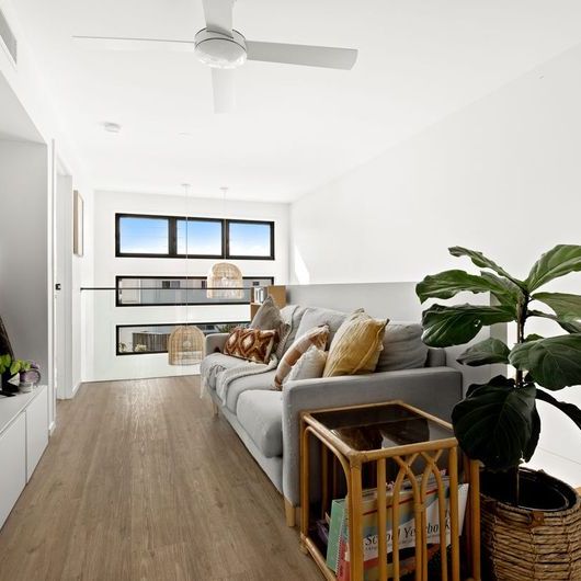 3 Bedroom Home in Sought after Sunshine Cove! - Photo 1