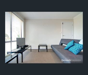 2/4 Jamison Street, West Launceston, Tas 7250 - Photo 2